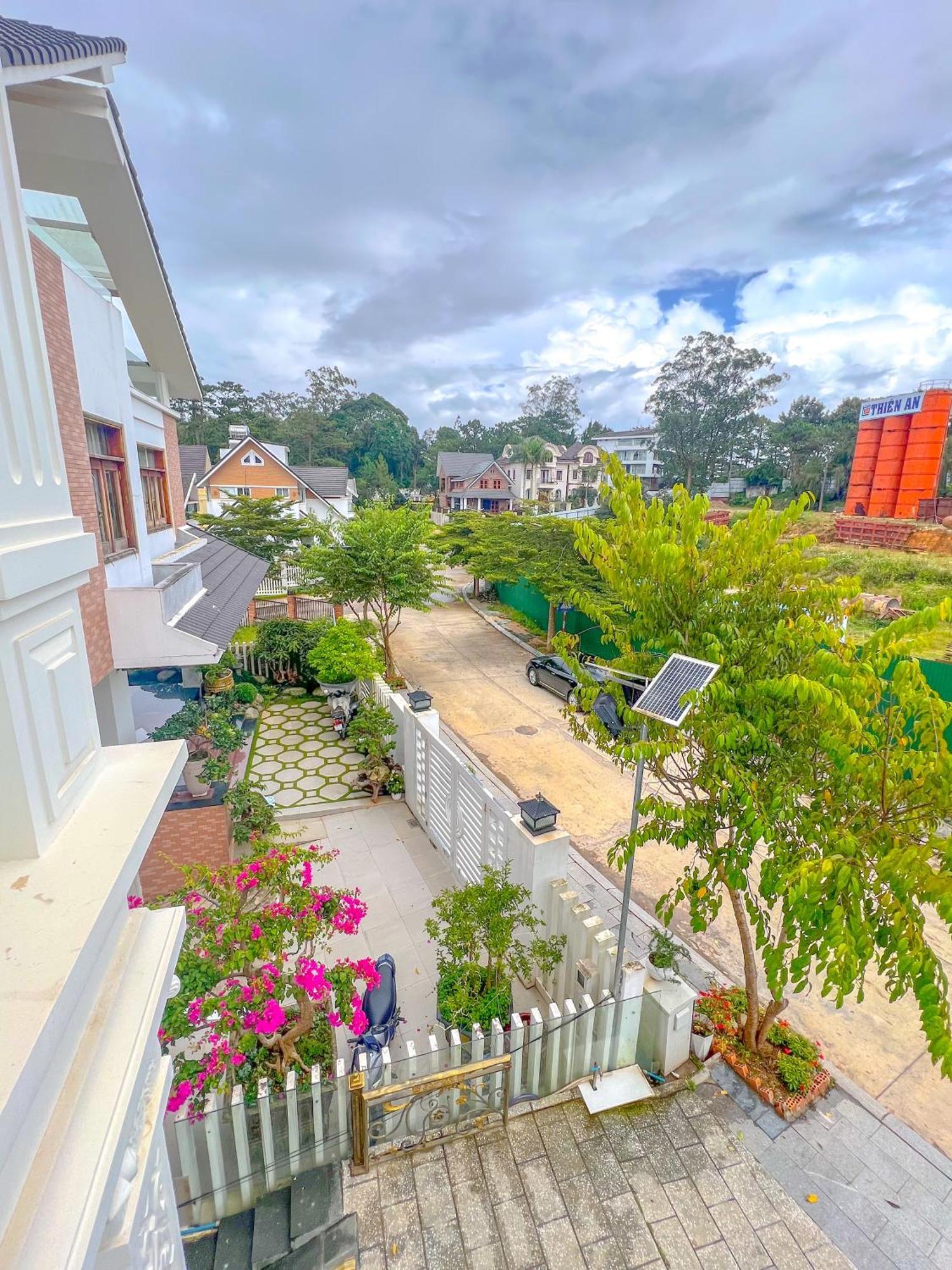 Sugar Land Villa Hotel Далат Экстерьер фото
